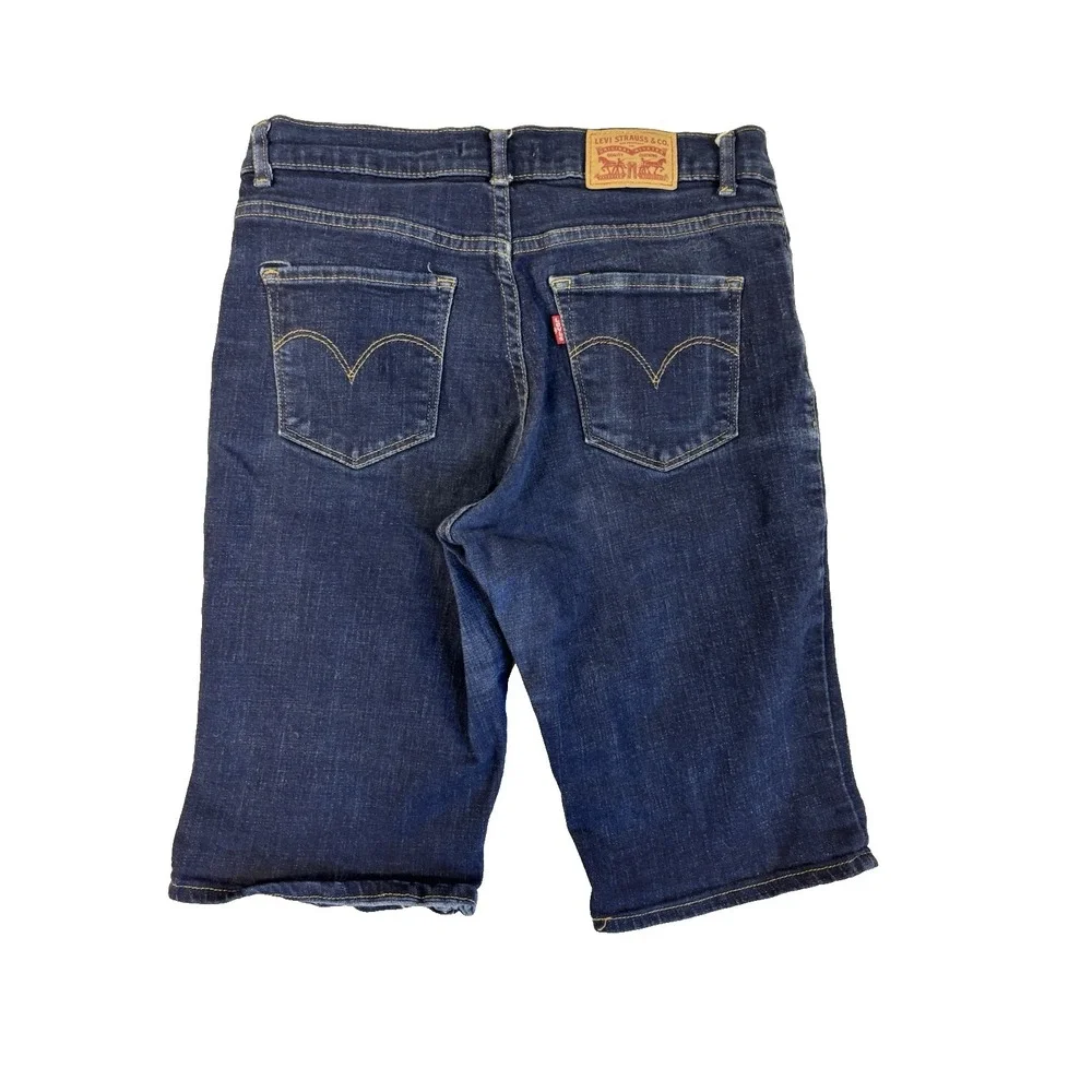 Levi's Women's 27 Dark Wash Bermuda Jean Shorts Jorts Classic Mid Rise Stretch